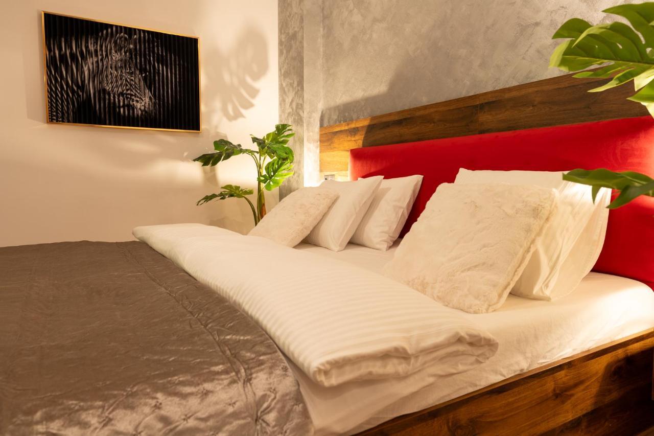 Апарт отель Boutique 17B Сибиу Экстерьер фото