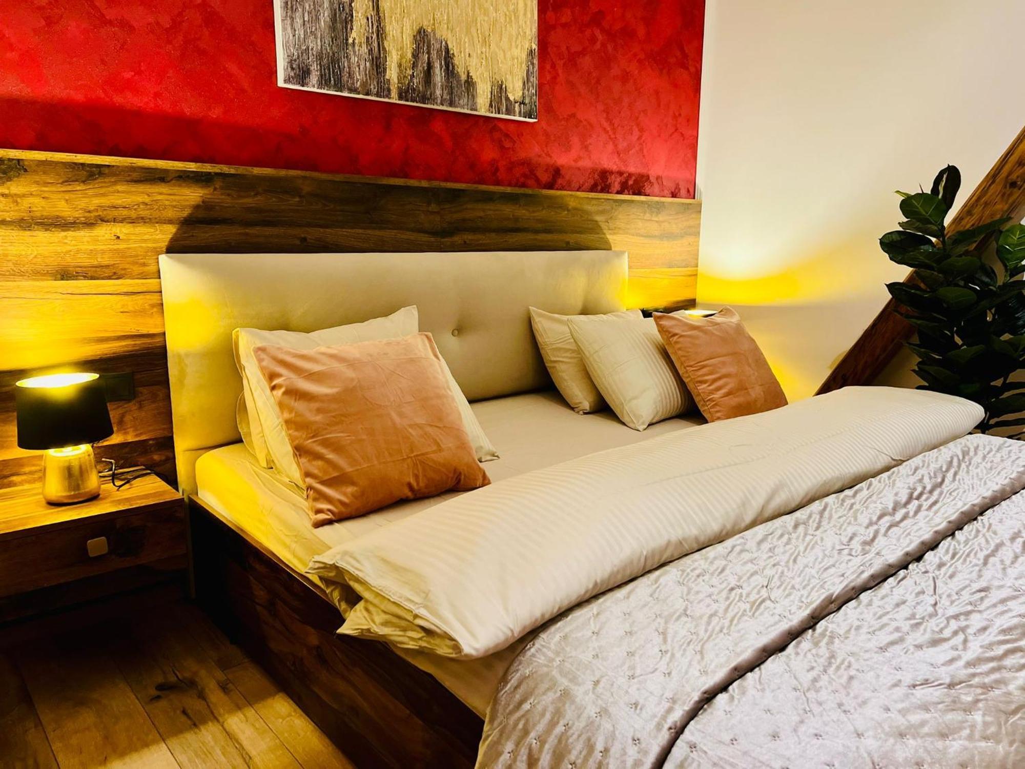 Апарт отель Boutique 17B Сибиу Экстерьер фото